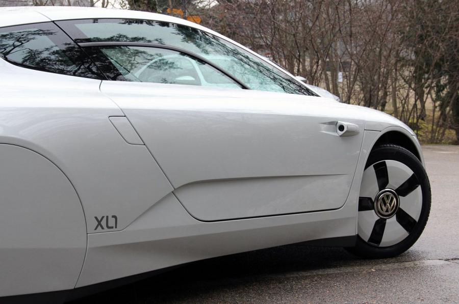  Volkswagen XL1 2014 года  (фото 35 из 37)